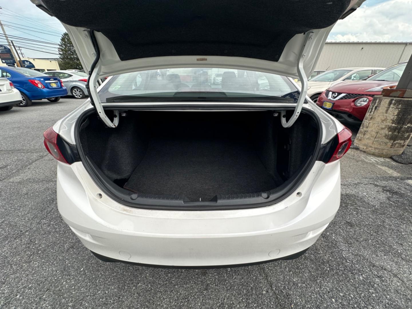 2014 WHITE Mazda MAZDA3 i Touring AT 4-Door (JM1BM1V76E1) with an 2.0L L4 DOHC 16V engine, 6-Speed Automatic transmission, located at 1254 Manheim Pike, Lancaster, PA, 17601, (717) 393-9133, 40.062870, -76.323273 - Photo#10